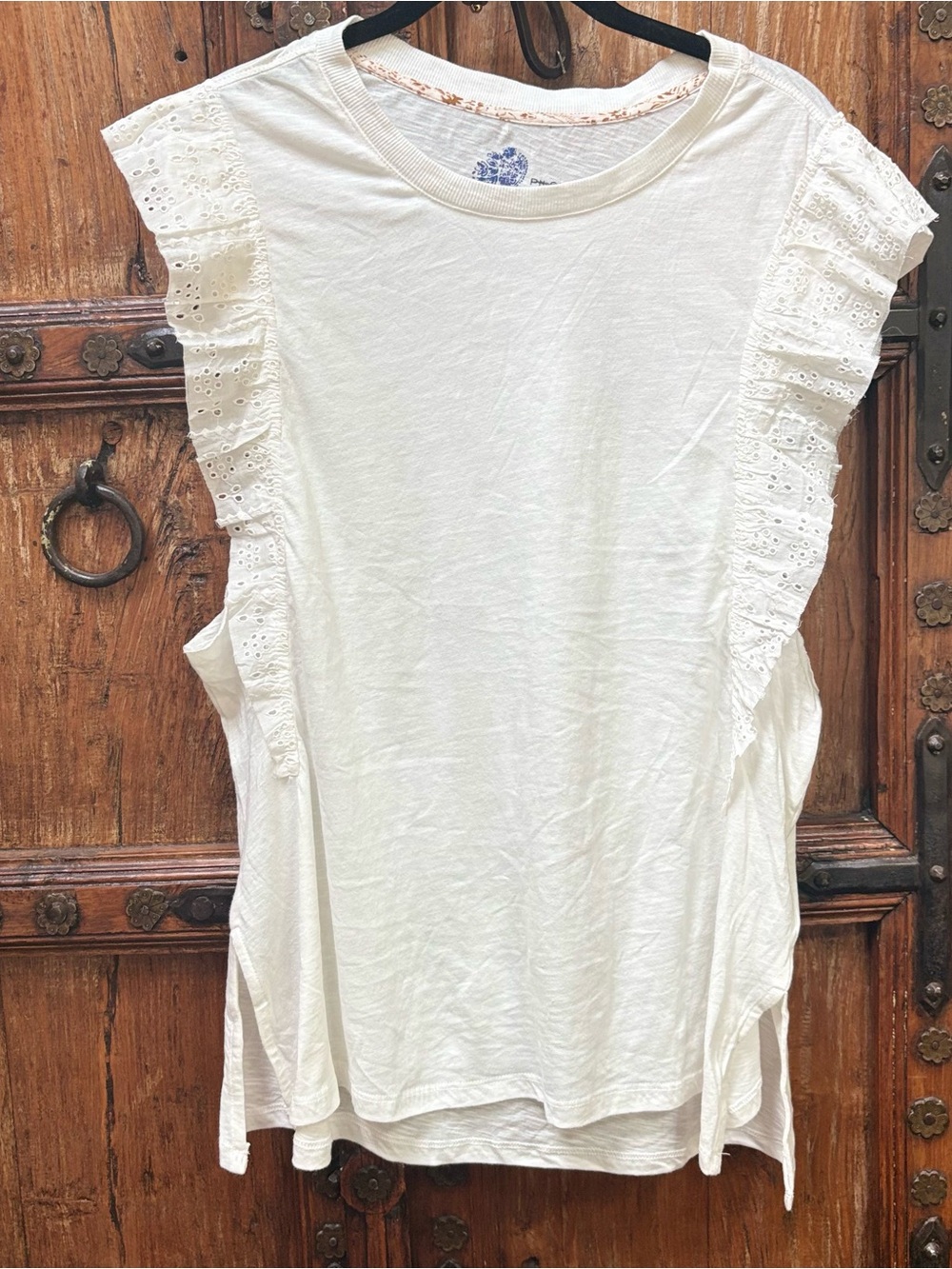 Anthropologie Pilcro White Eyelet Ruffle
Tank Top - Size S